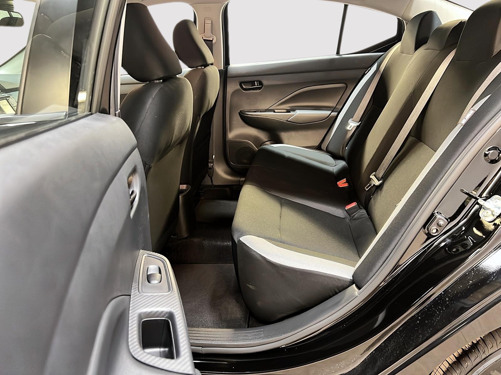 Nissan Versa S 2025 - image #9