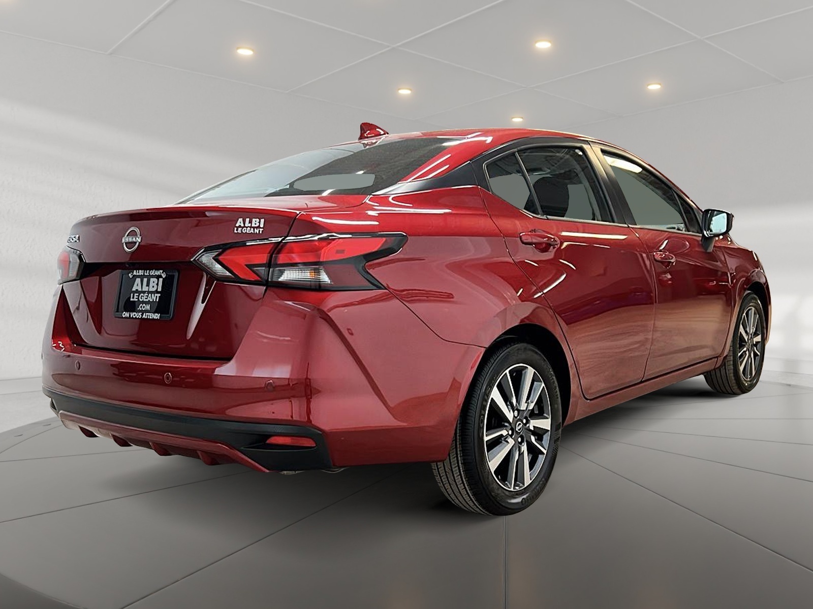 Nissan Versa SV 2025 — photo 4