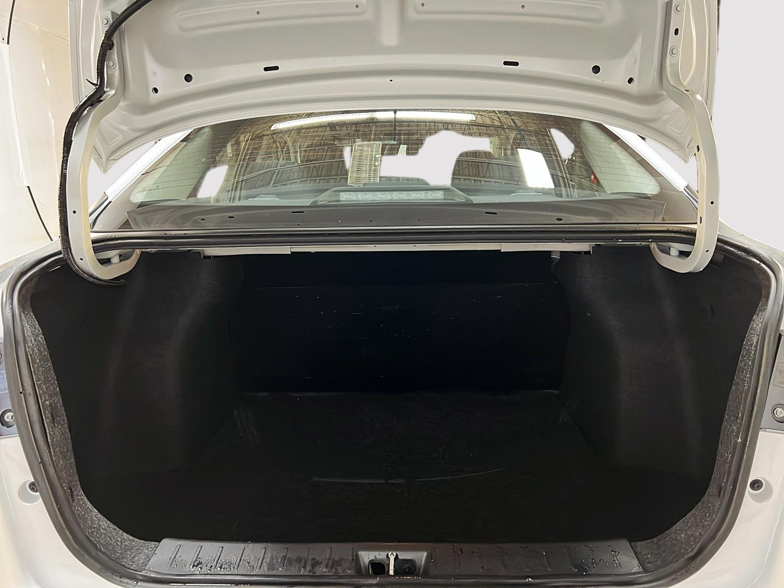 Nissan Versa S 2025 - image #12