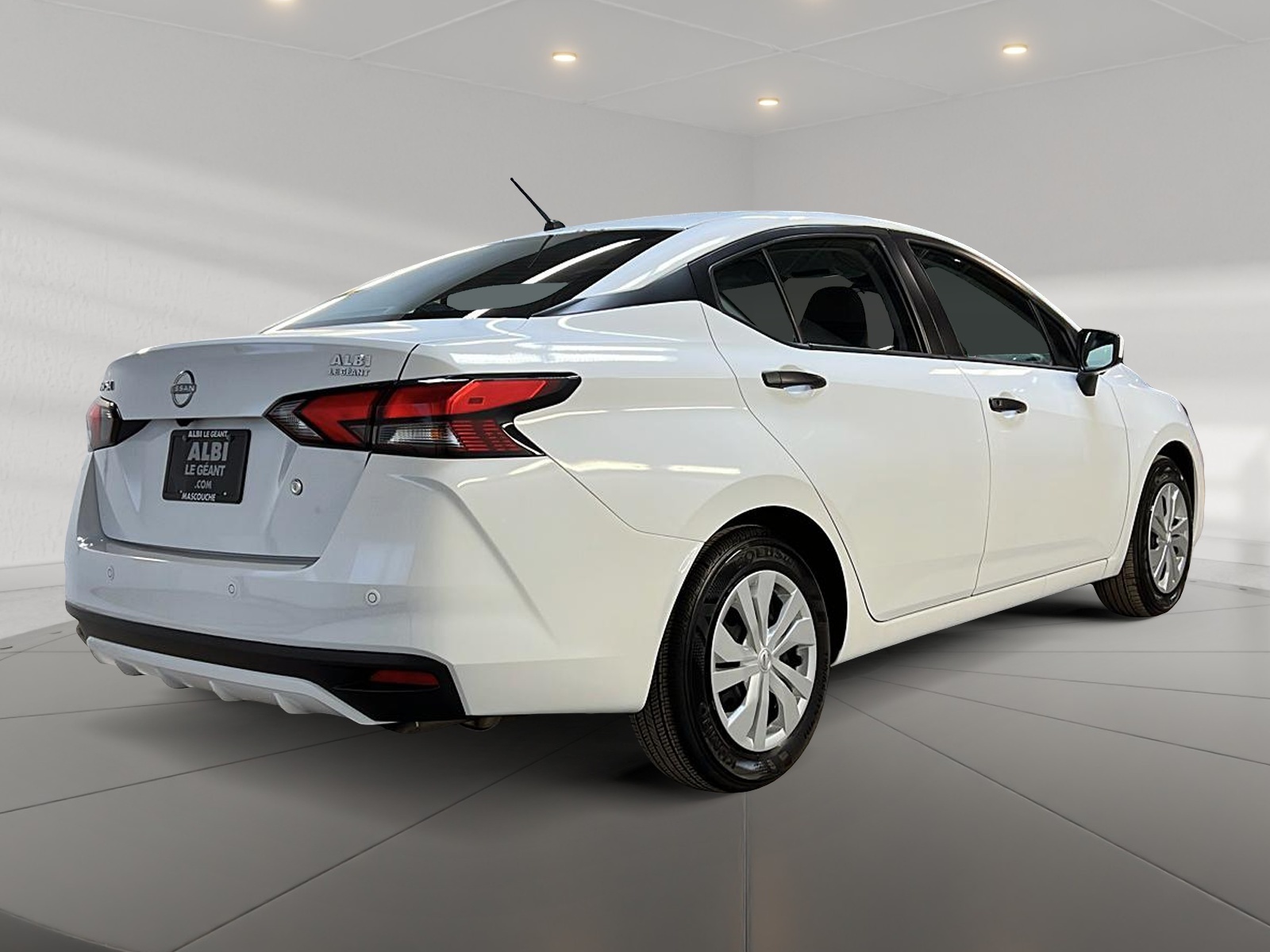 Nissan Versa 2025 - Image #4