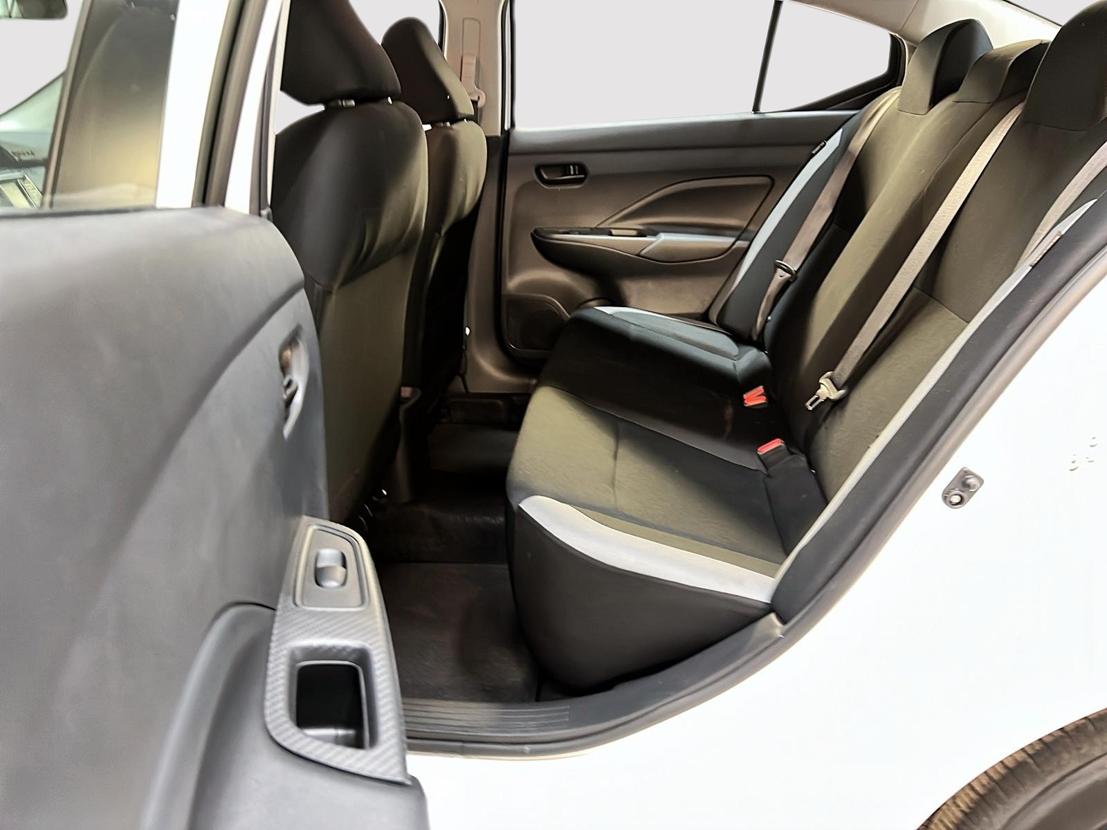 Nissan Versa S 2025 - image #9