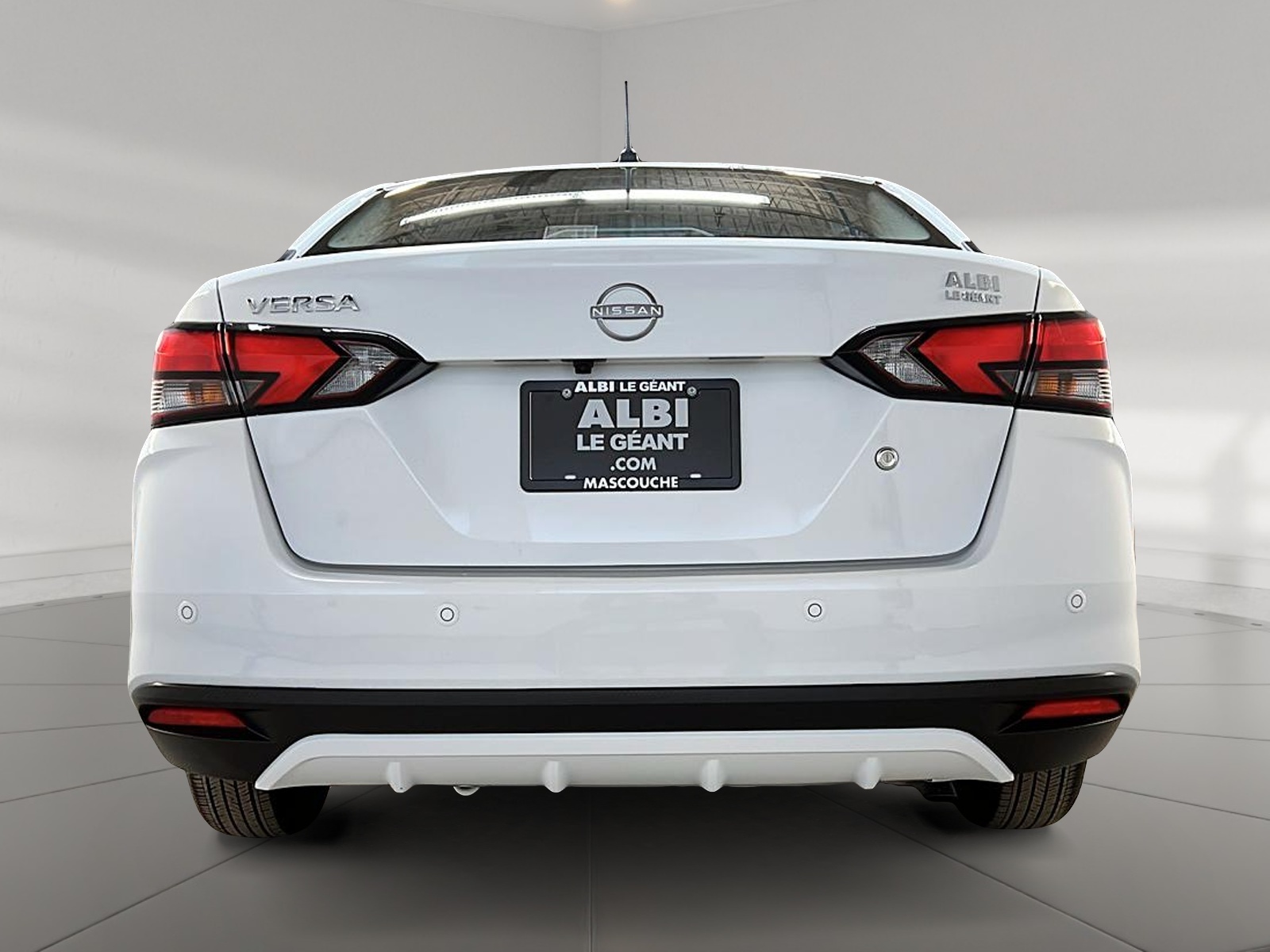 Nissan Versa S 2025 - image #5