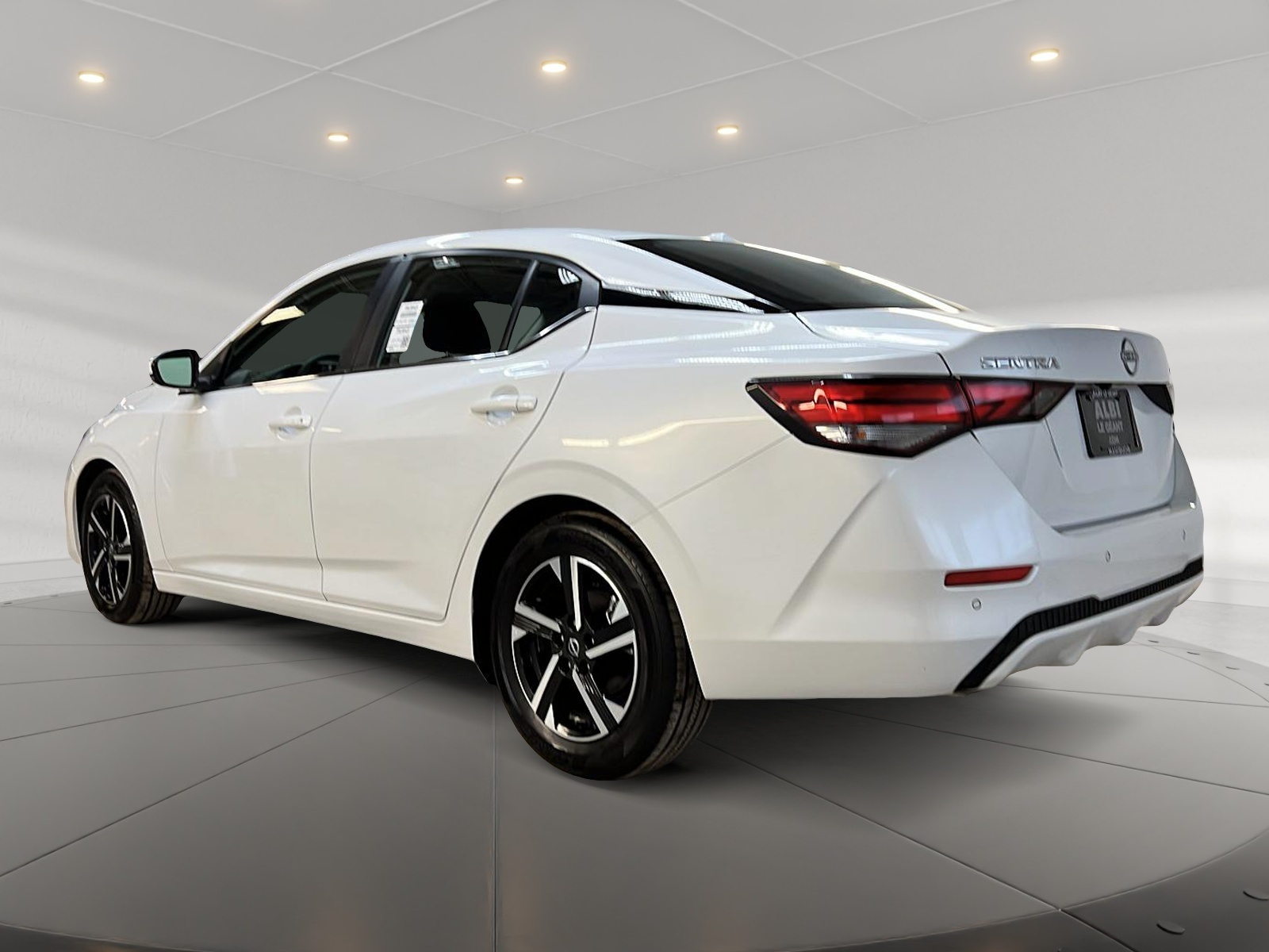 Nissan Sentra SV TOIT 2024 - image #6