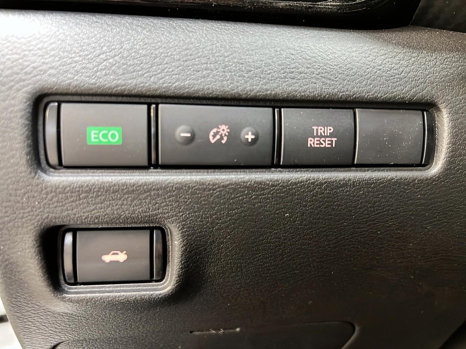 Nissan Sentra SV TOIT 2024 - image #21