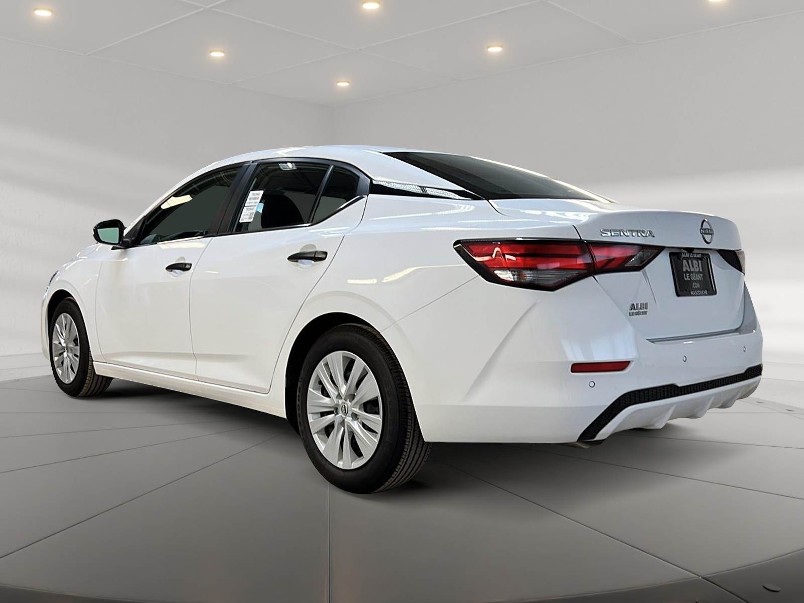 Nissan Sentra S PLUS 2024 - image #6