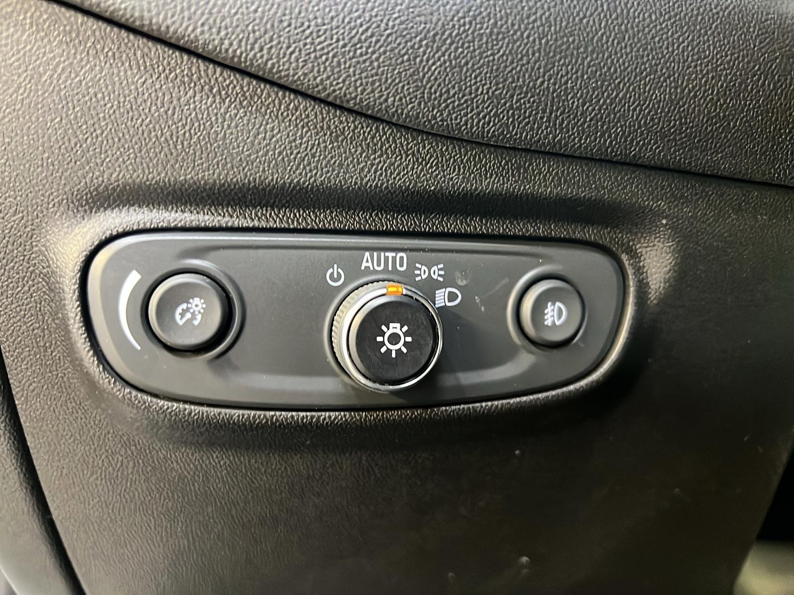 Chevrolet Equinox 2021 - Image #22