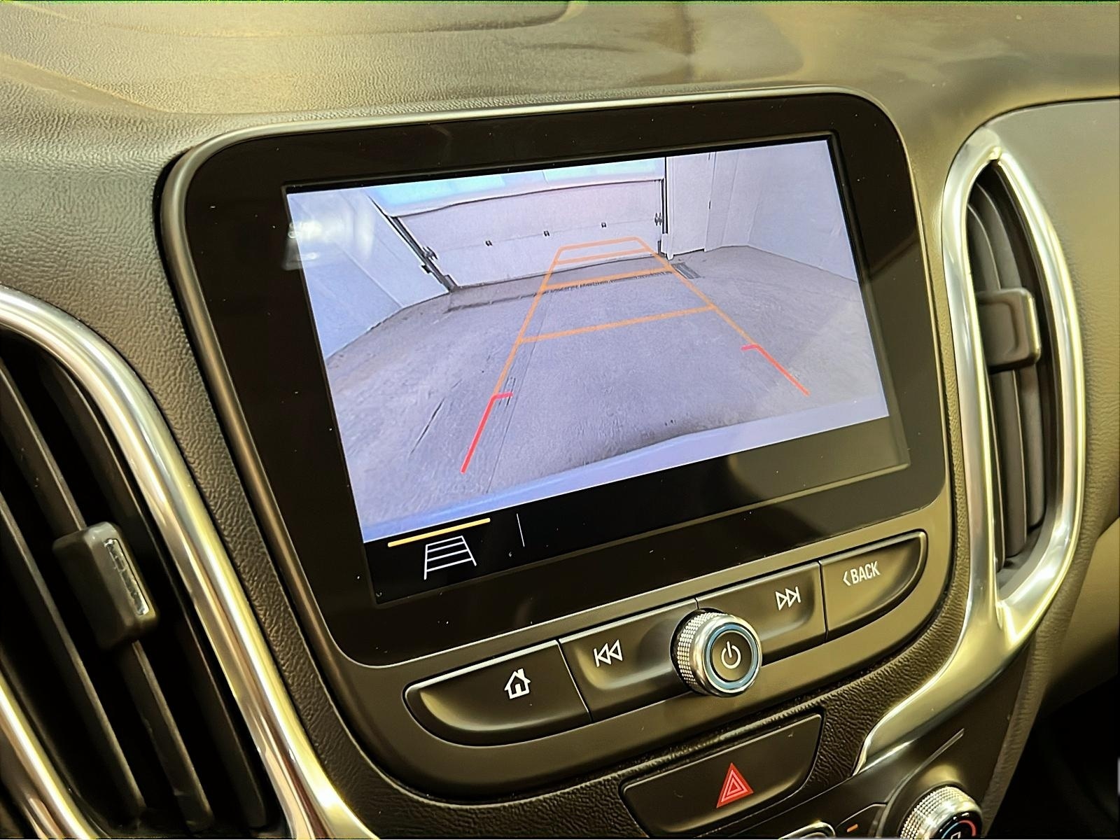 Chevrolet Equinox 2021 - Image #18