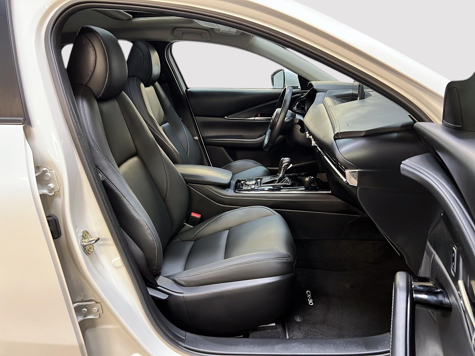 Mazda CX-30 GS GR LUXE 4RM 2024 - image #8