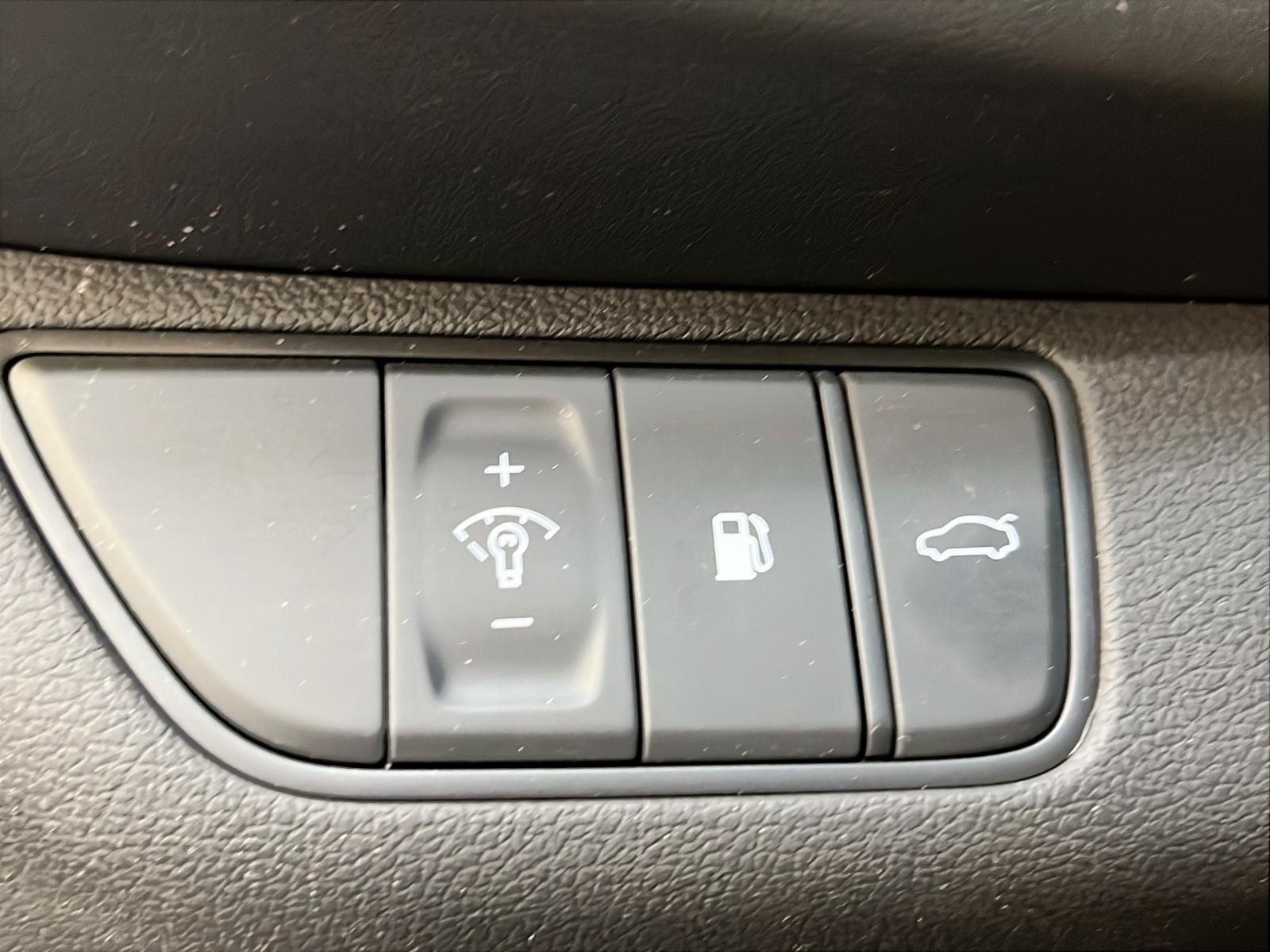 Genesis G70 ADVANCED 2.5T CUIR TOIT NAV 4RM 2024 - image #22