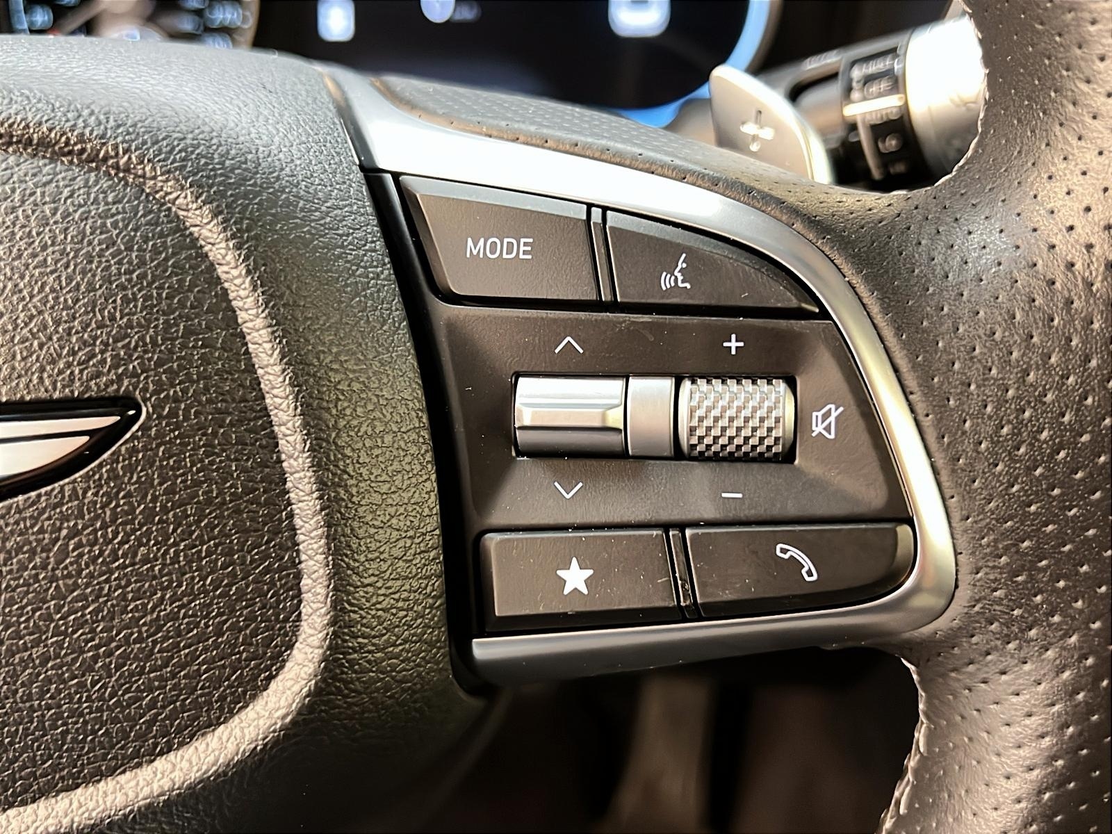 Genesis G70 ADVANCED 2.5T CUIR TOIT NAV 4RM 2024 - image #20