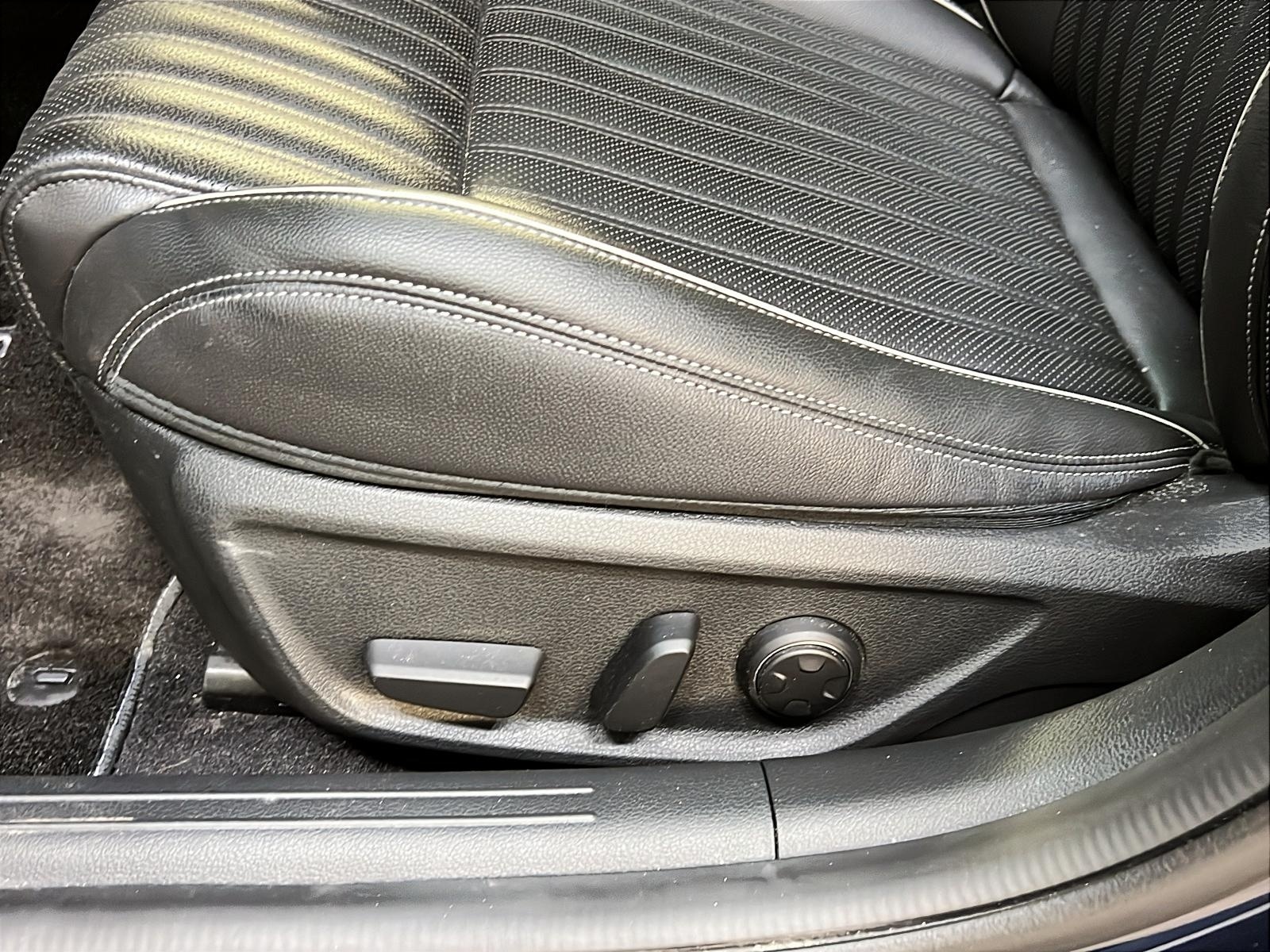 Genesis G70 2024 - Image #25
