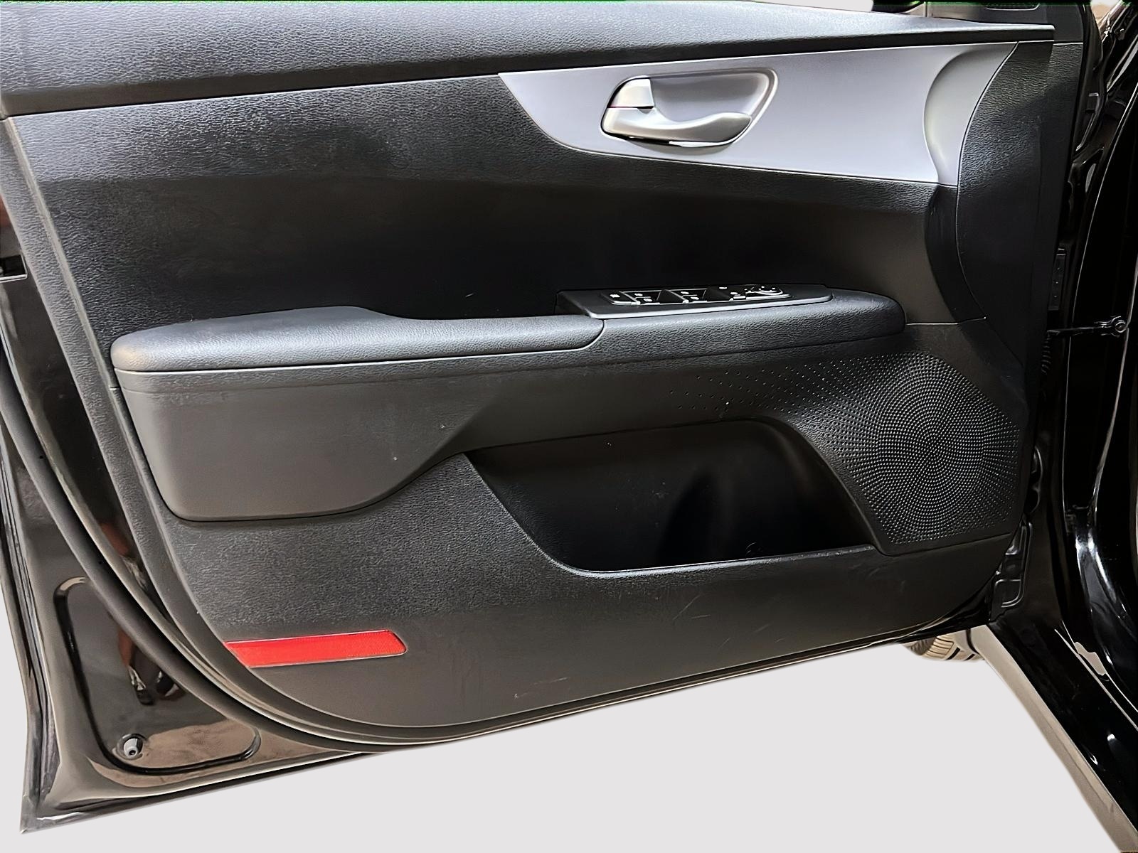 Kia Forte 2024 - Image #21
