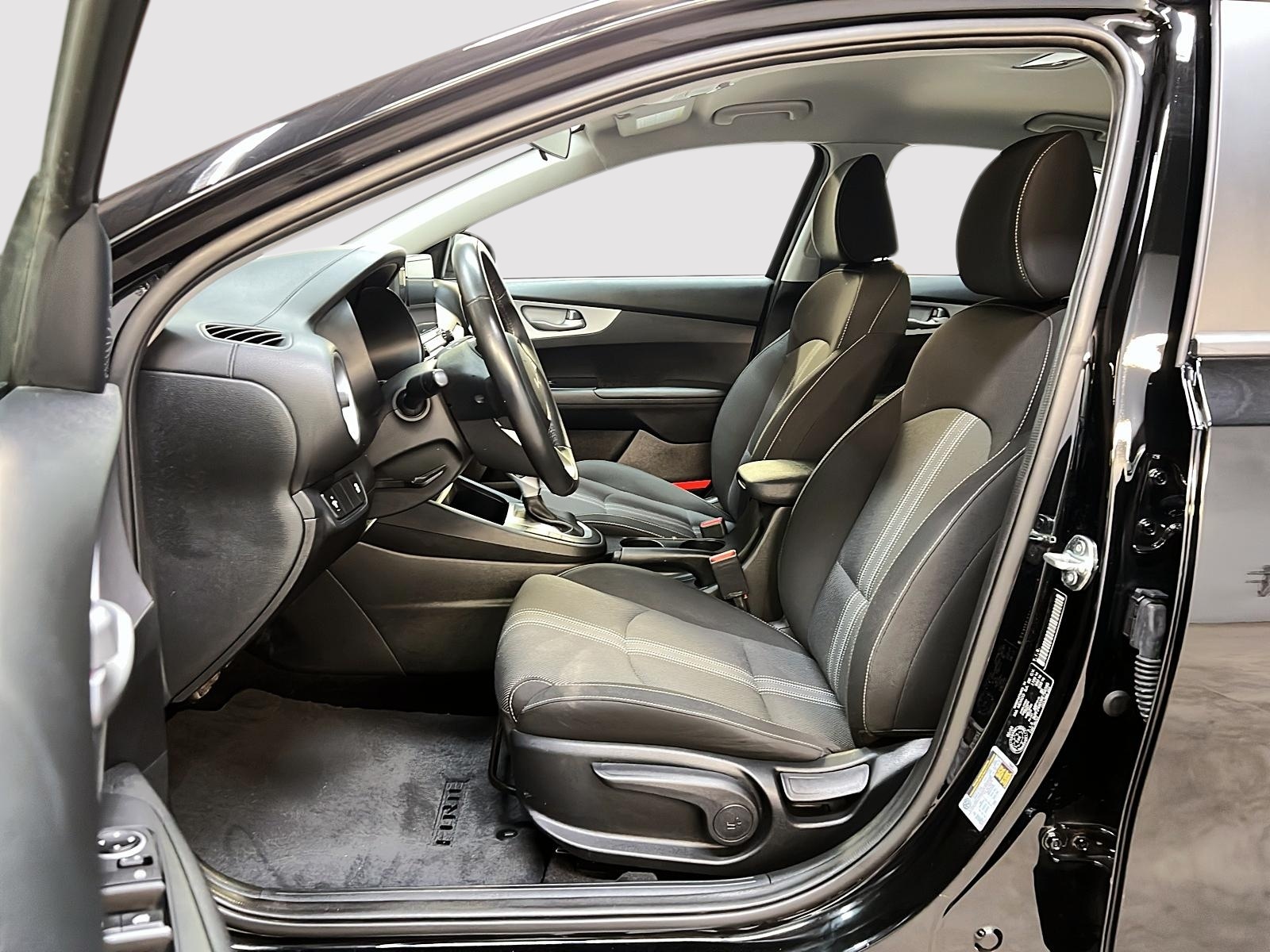 Kia Forte 2024 - Image #7