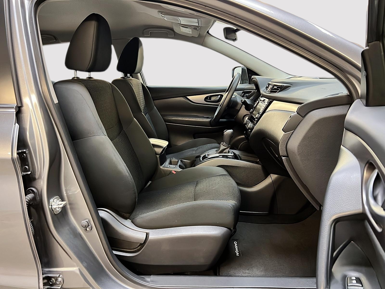 Nissan Qashqai S 2023 - image #8
