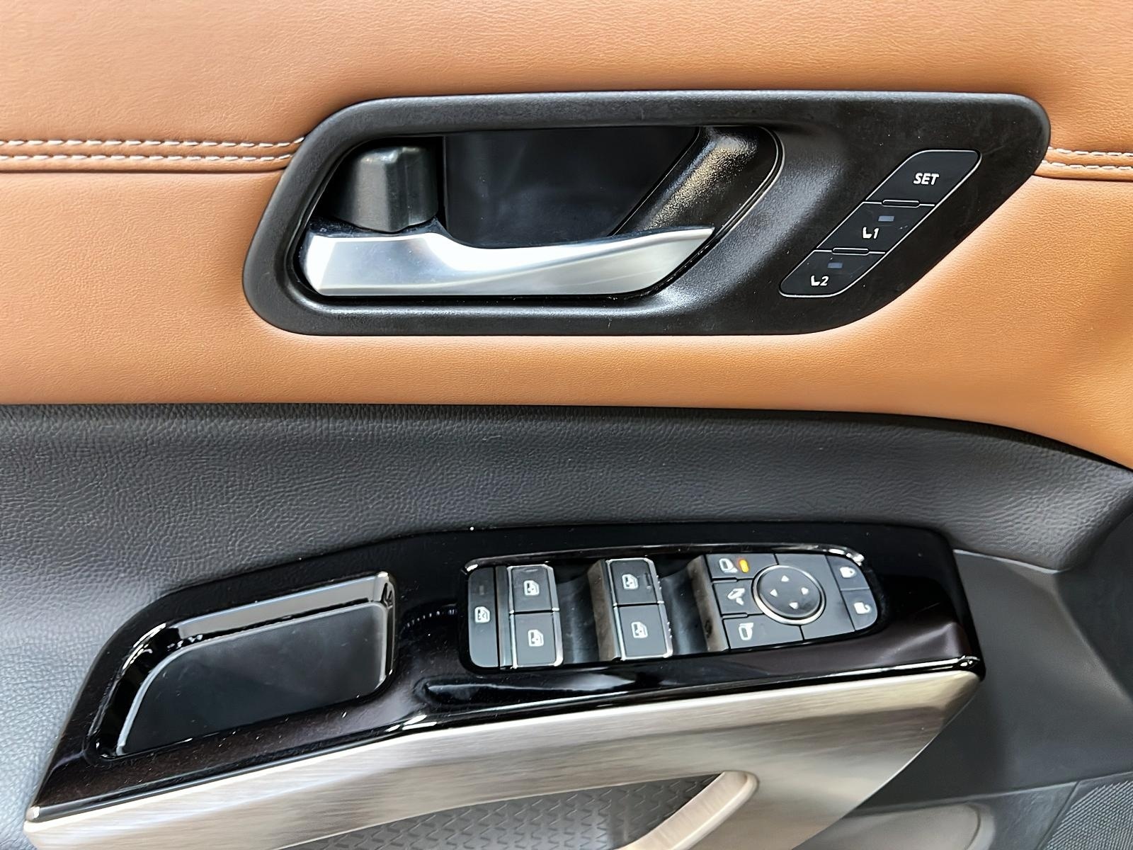 Nissan Pathfinder PLATINUM CUIR TOIT PANO NAV 4RM 2024 - image #26