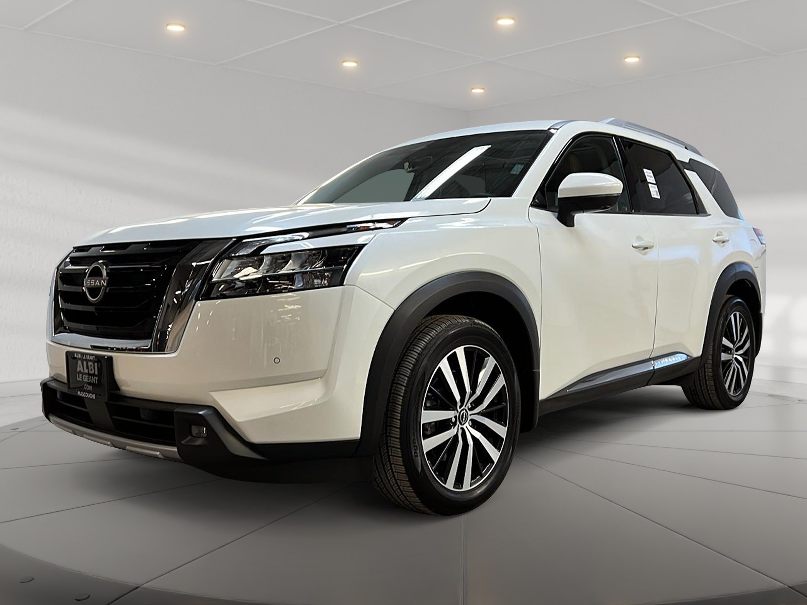 Nissan Pathfinder 2024 - Image #1