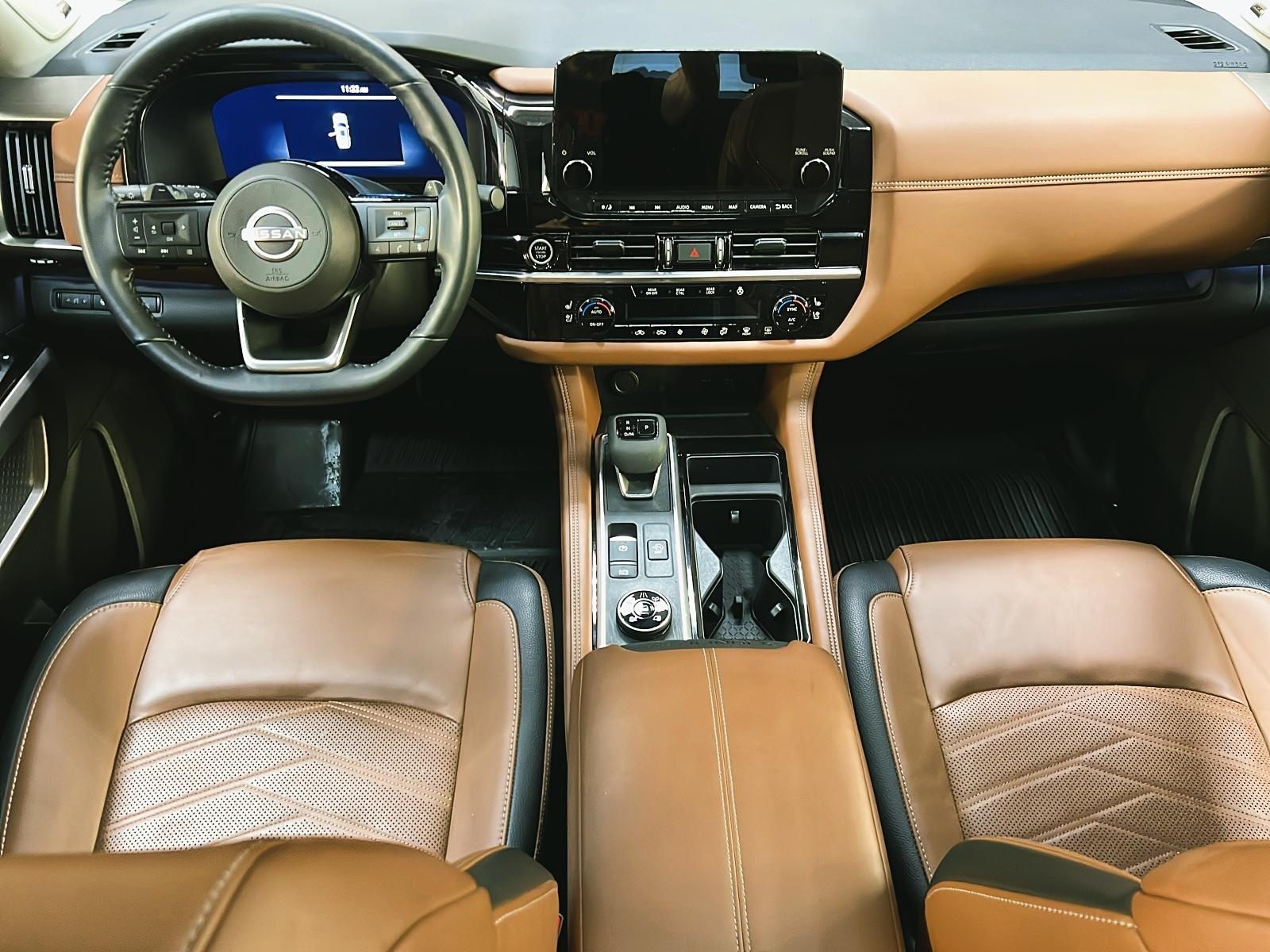 Nissan Pathfinder PLATINUM CUIR TOIT PANO NAV 4RM 2024 - image #13