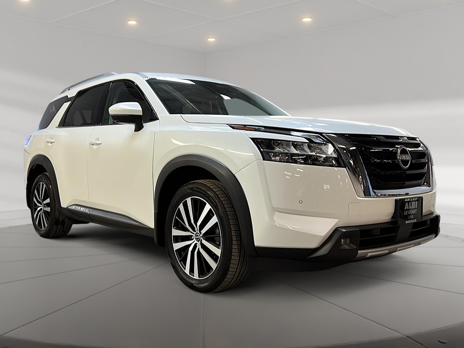 Nissan Pathfinder 2024 - Image #3