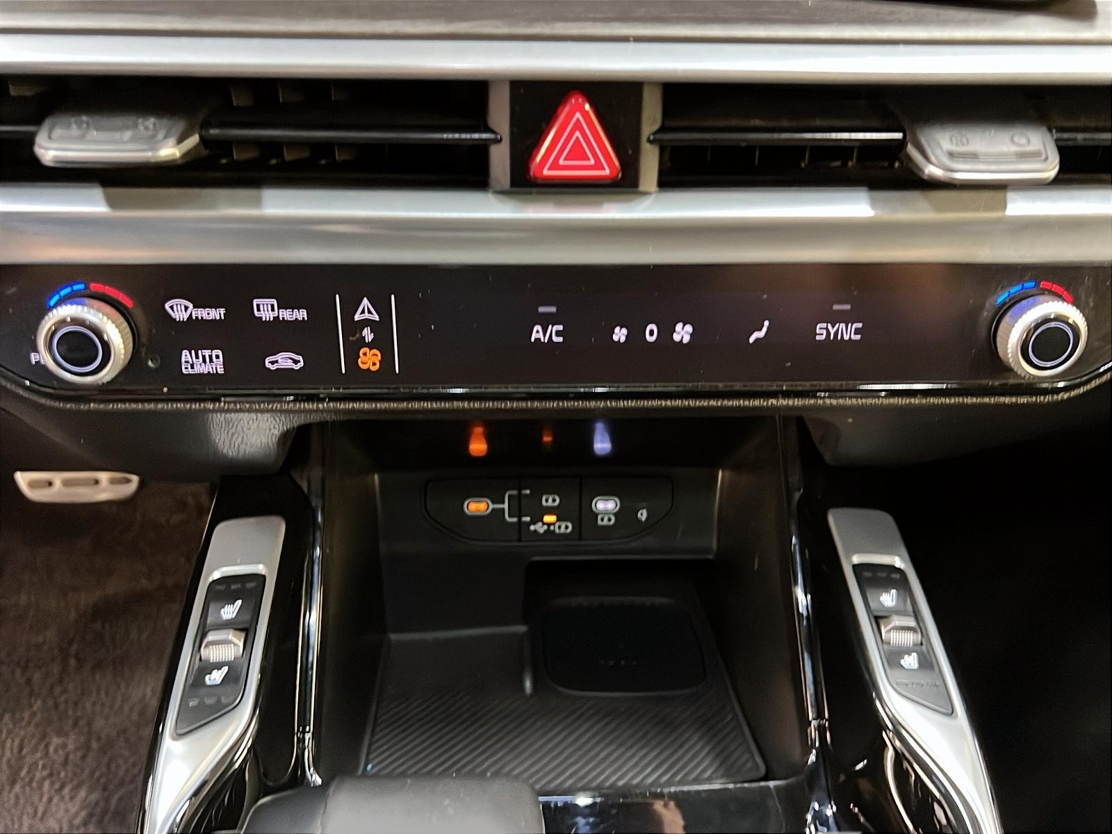 Kia Sorento X LINE LIMITED TURBO CUIR TOIT PANO NAV 4RM 2025 - image #17