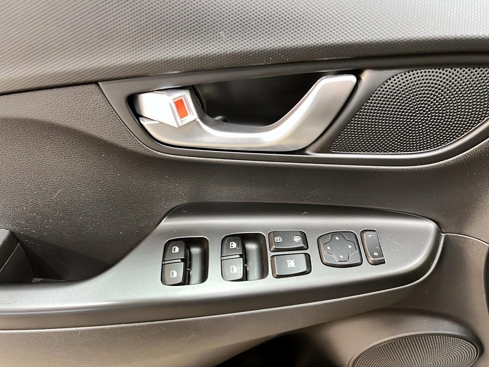 Hyundai Kona EV 2022 - Image #21