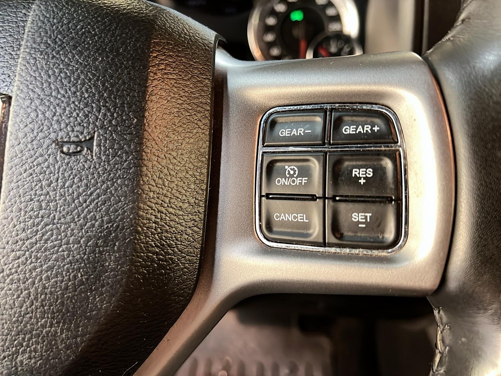 RAM 1500 Classic 2023 - Image #17