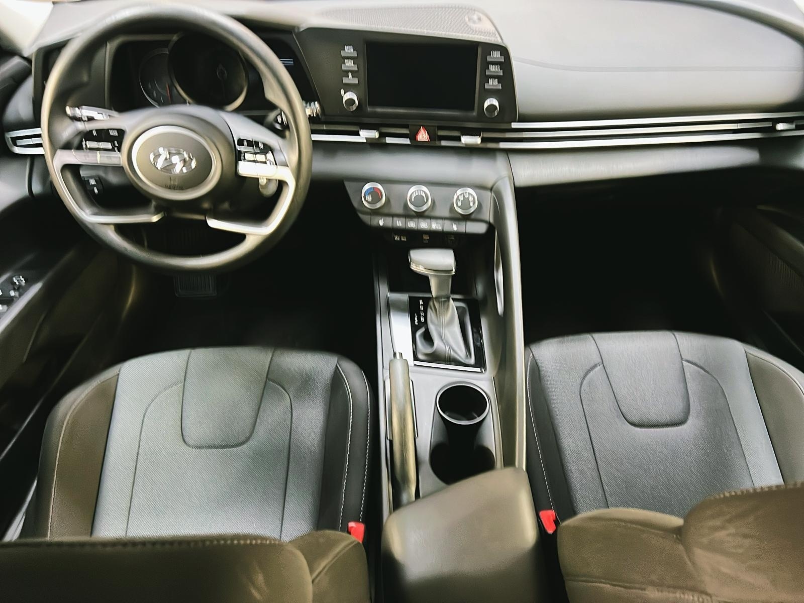 Hyundai Elantra 2023 - Image #10