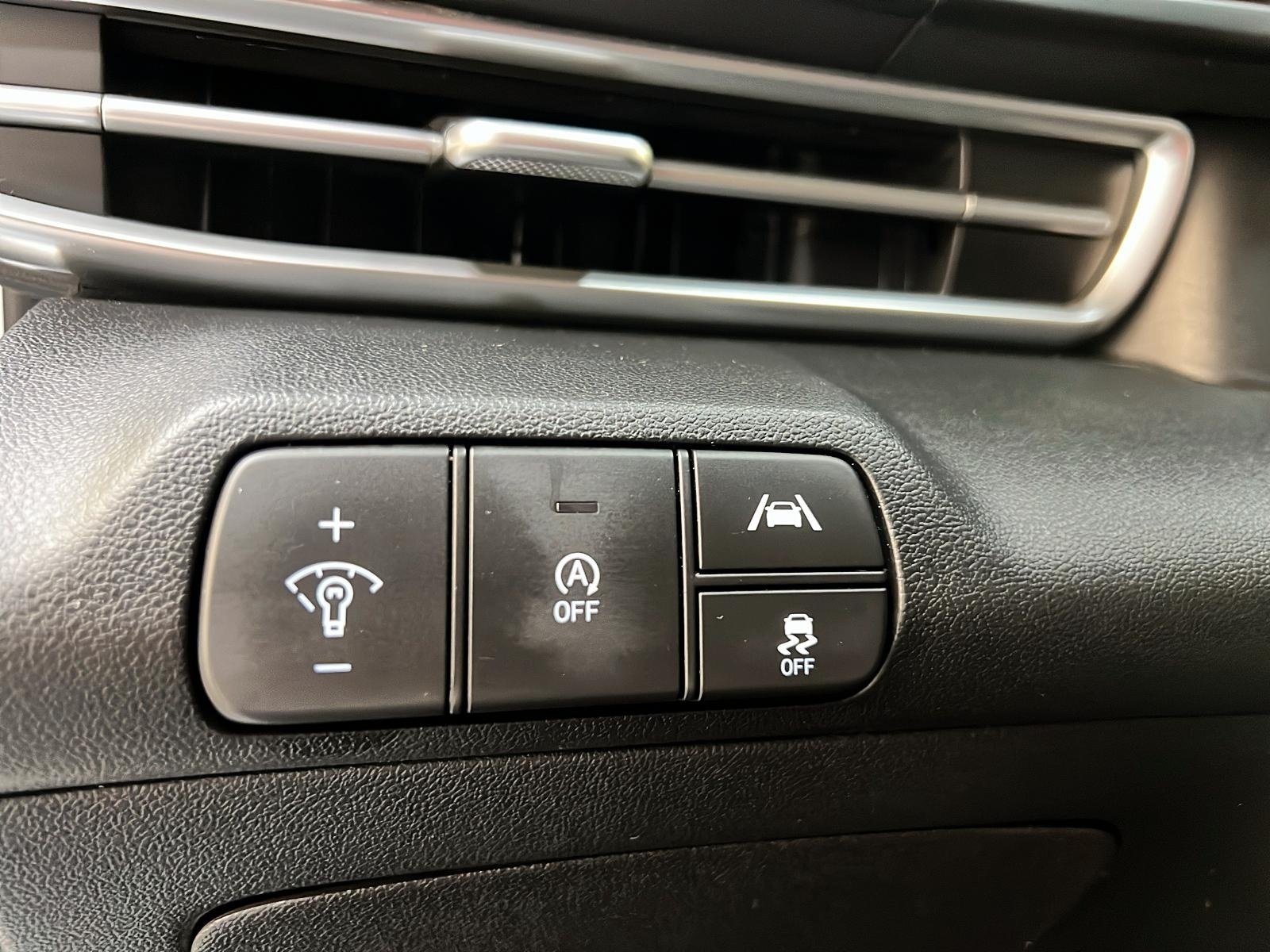 Hyundai Elantra ESSENTIEL 2023 - image #19