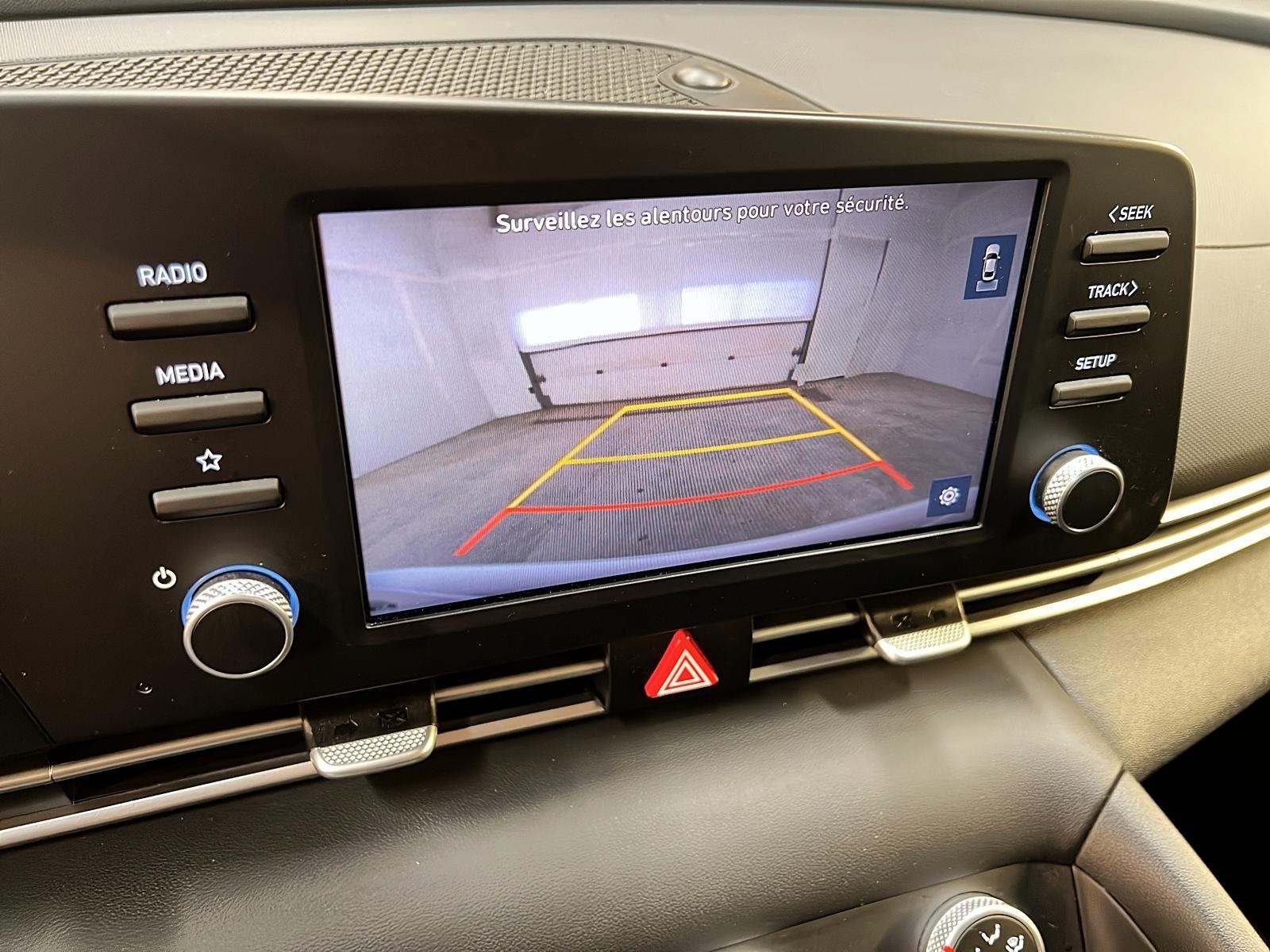 Hyundai Elantra ESSENTIEL 2023 - image #16