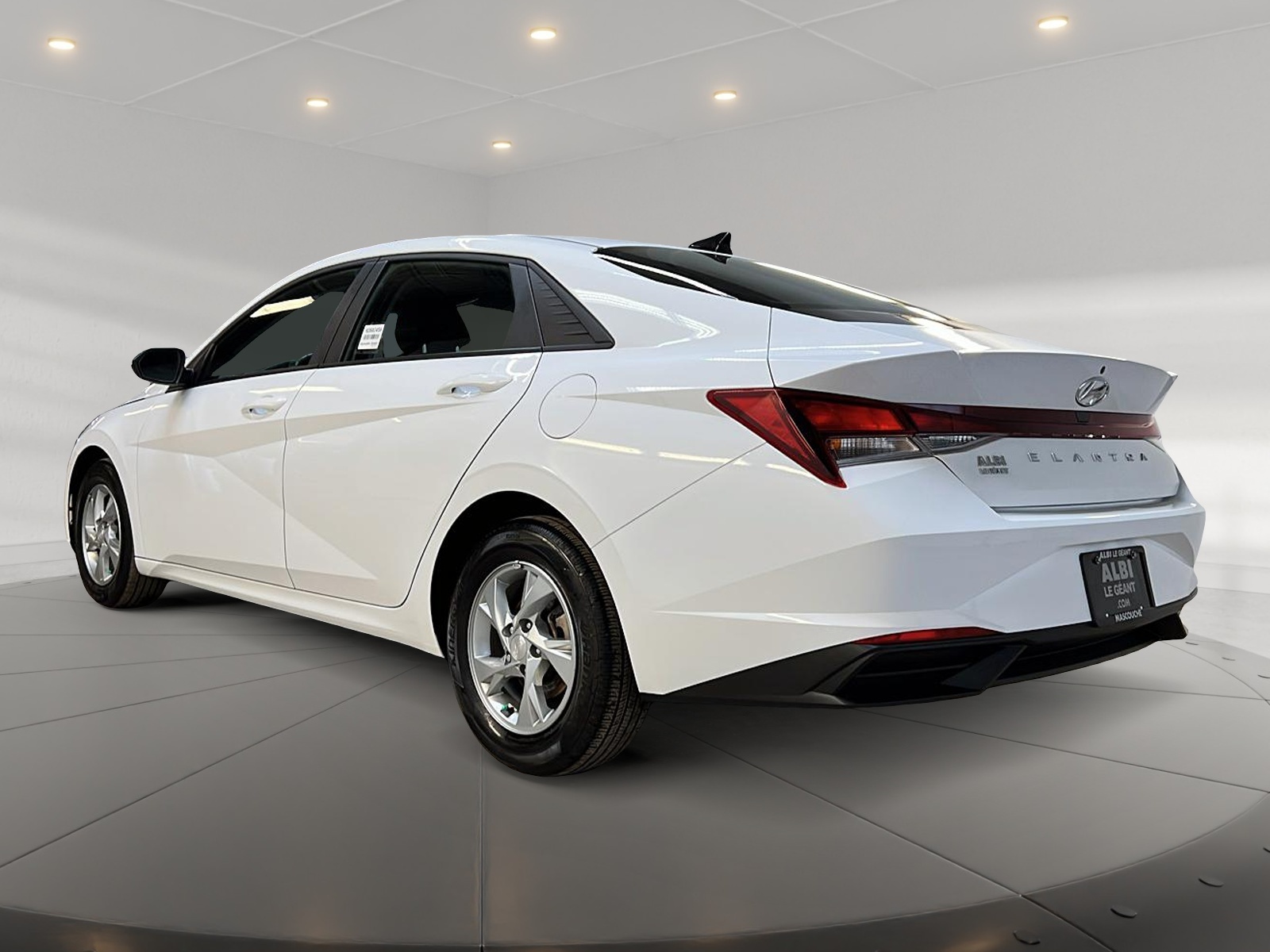 Hyundai Elantra 2023 - Image #6