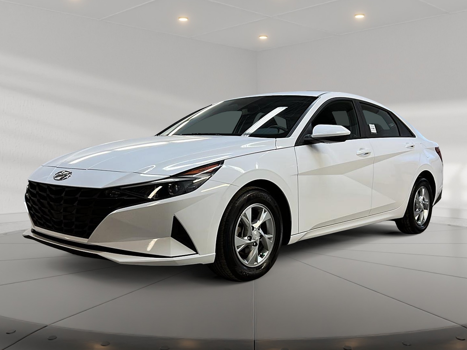 Hyundai Elantra ESSENTIEL 2023 - image #1