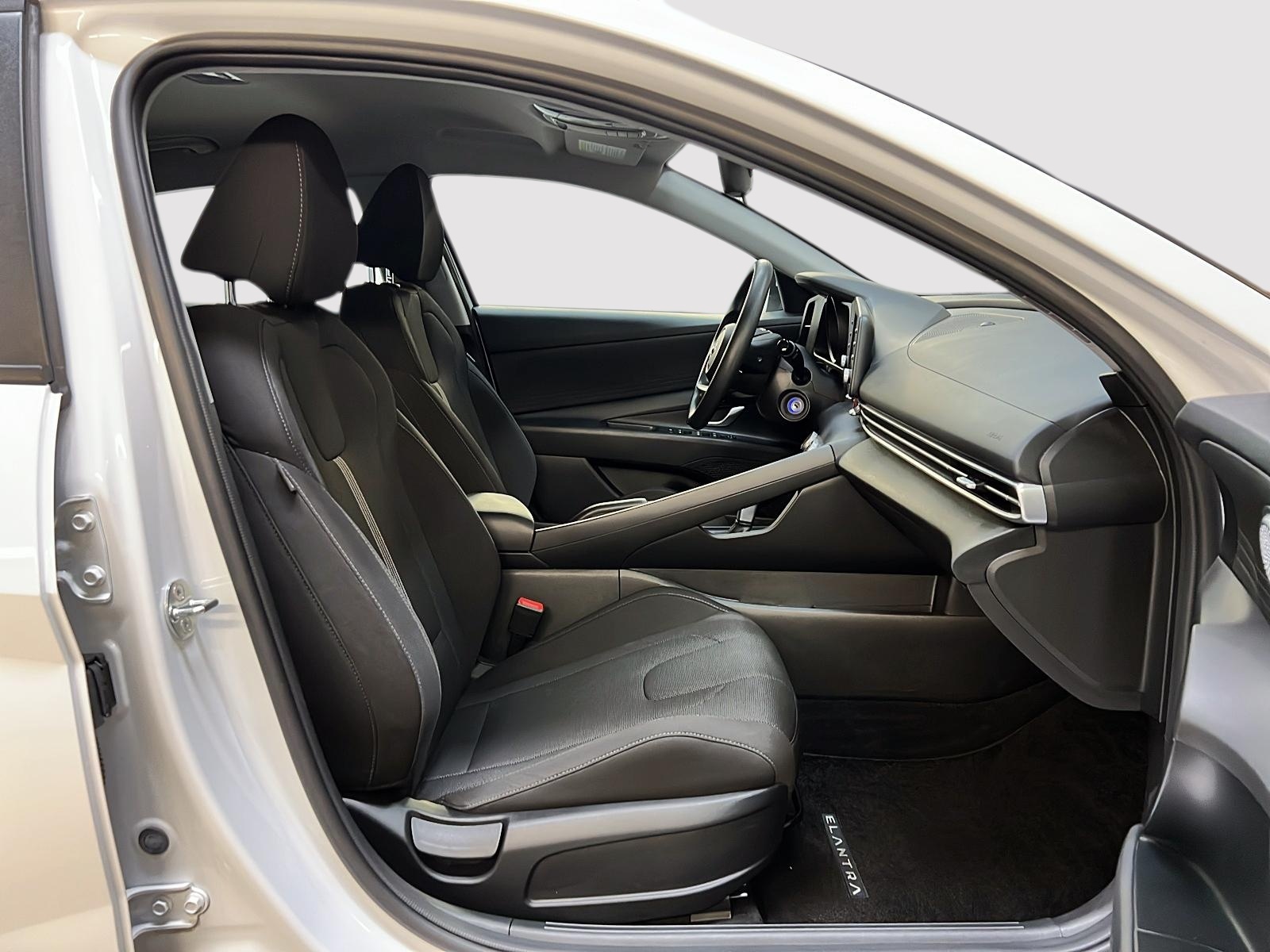 Hyundai Elantra ESSENTIEL 2023 - image #8