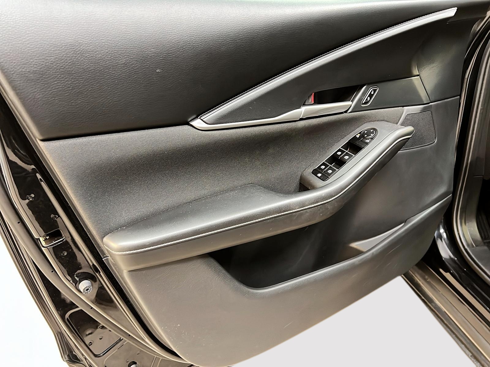 Mazda CX-30 GX 4RM 2023 - image #23