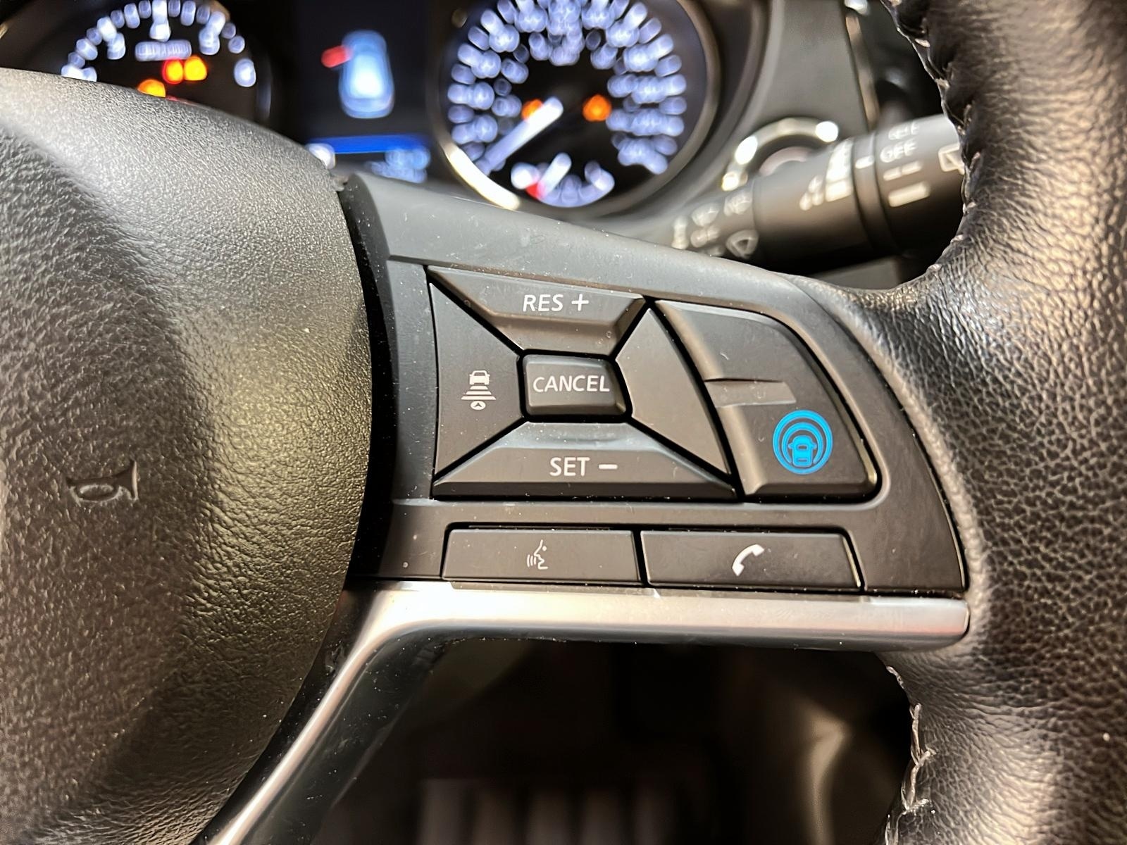 Nissan Qashqai SV TOIT 2022 - image #20