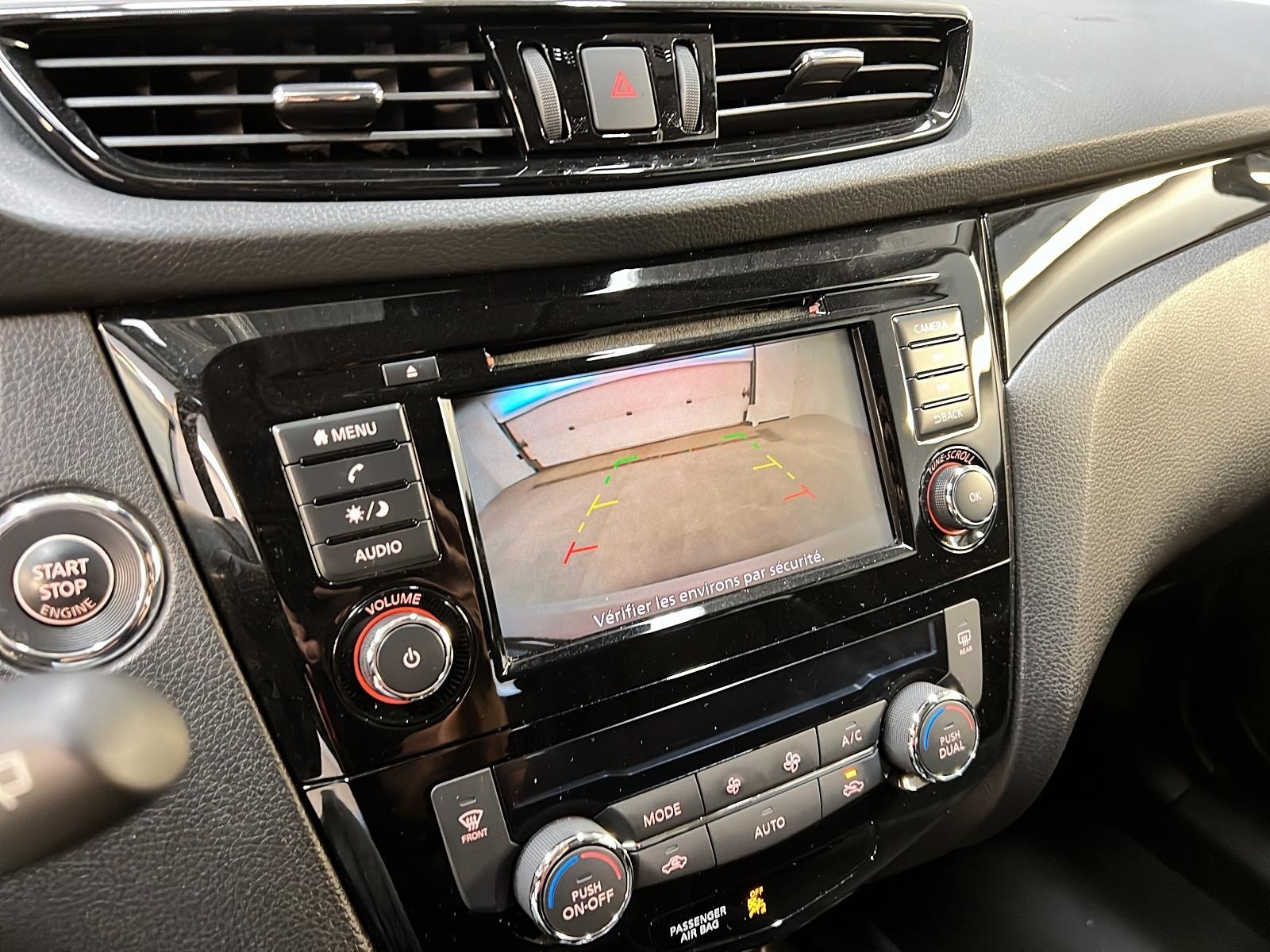 Nissan Qashqai SV TOIT 2022 - image #18