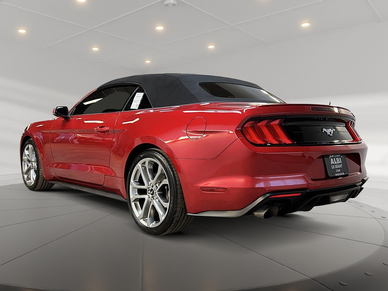 Ford Mustang 2021 - Image #7