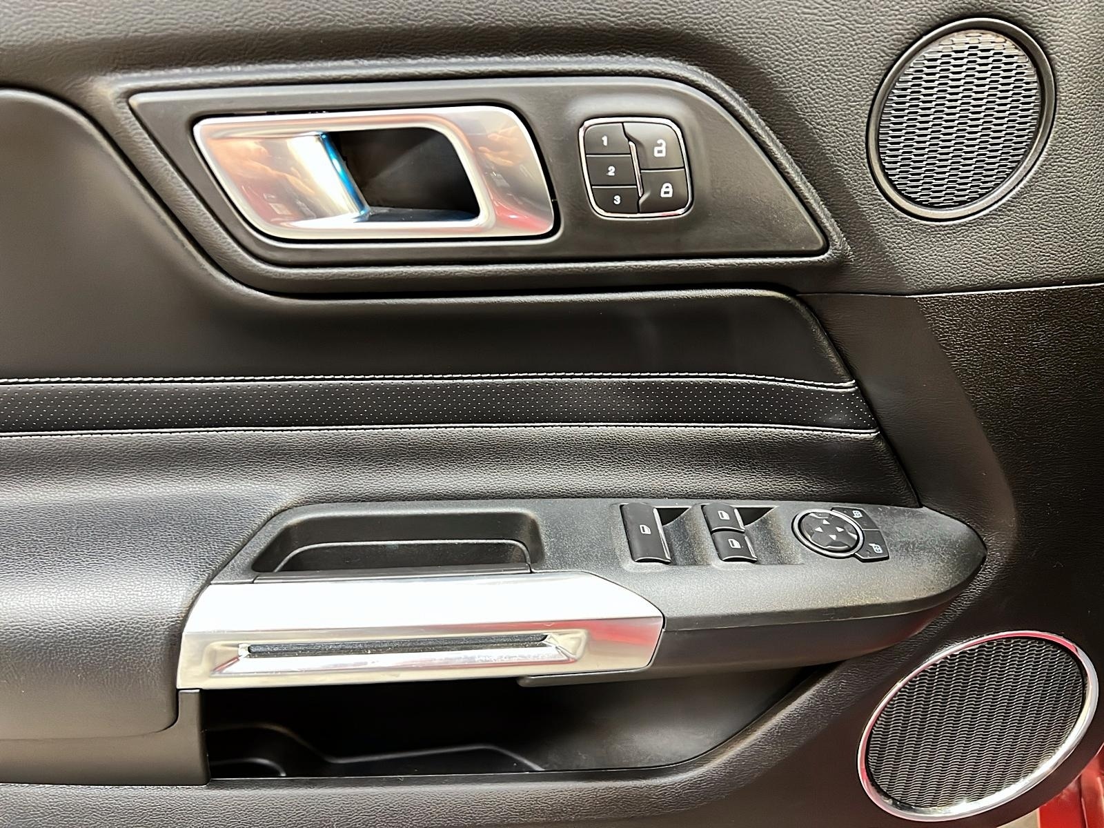 Ford Mustang 2021 - Image #24