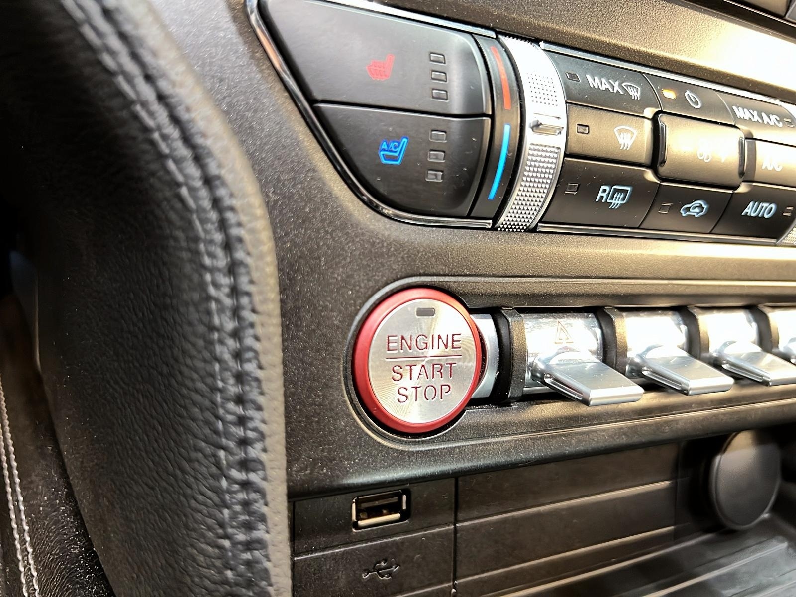 Ford Mustang ECOBOOST PREMIUM CUIR NAV 2021 - image #20