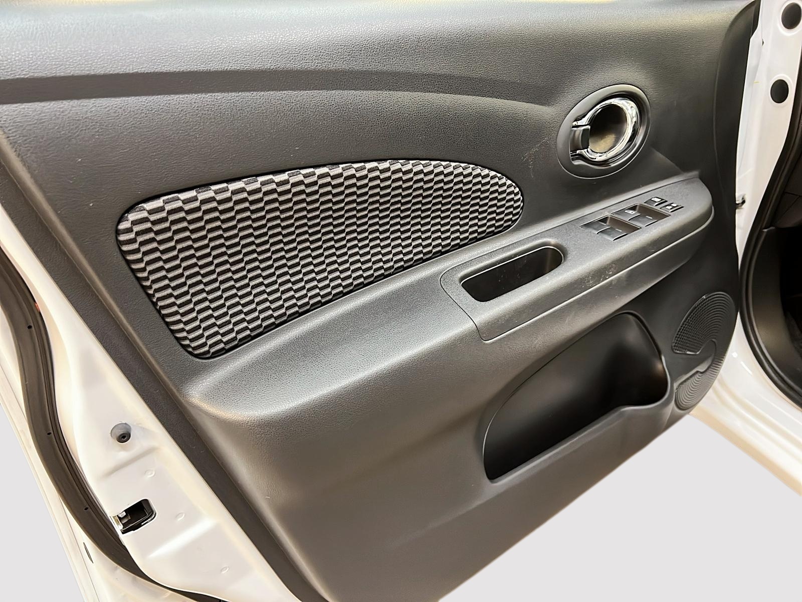 Nissan Micra SV STYLE 2019 - image #21