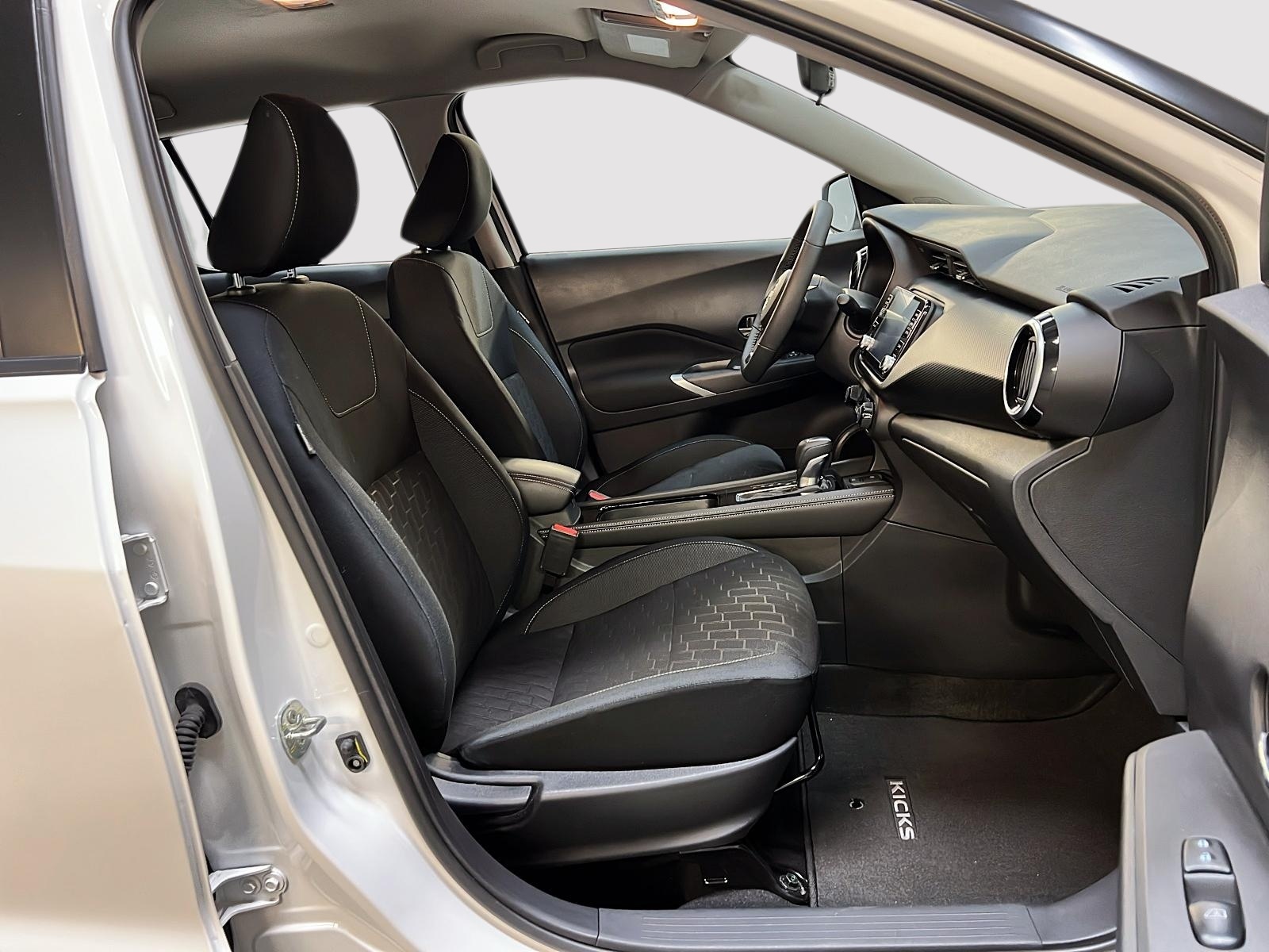 Nissan Kicks SV 2024 - image #8