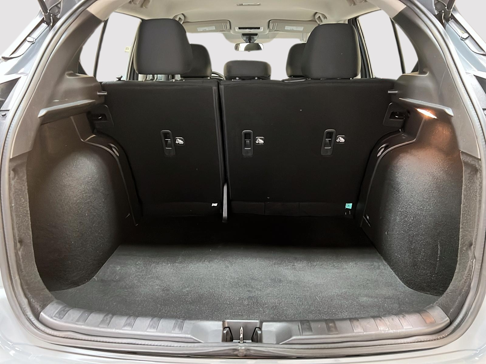 Nissan Kicks S 2023 - image #12