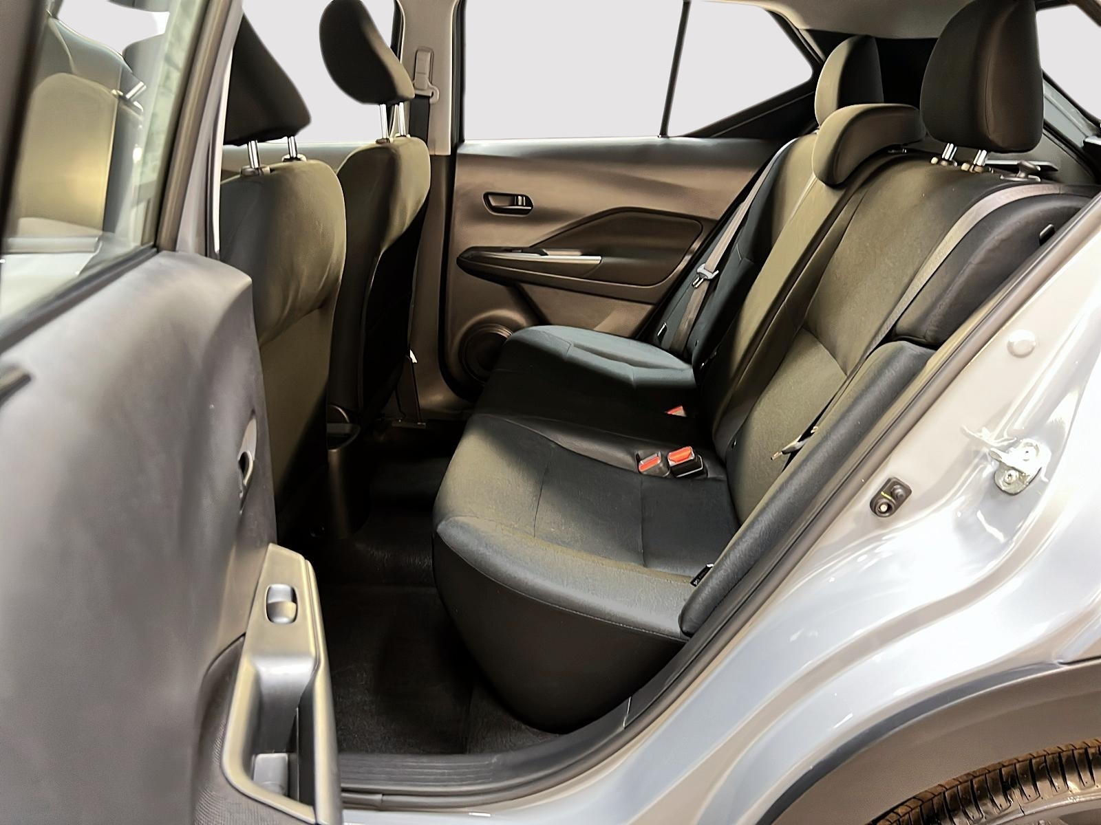 Nissan Kicks S 2023 - image #9