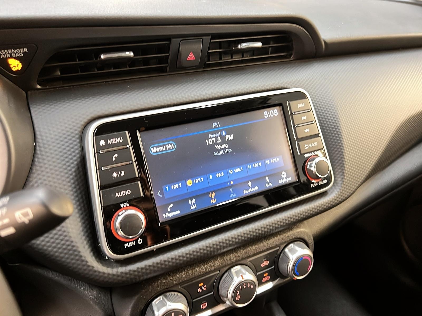 Nissan Kicks S 2023 - image #15