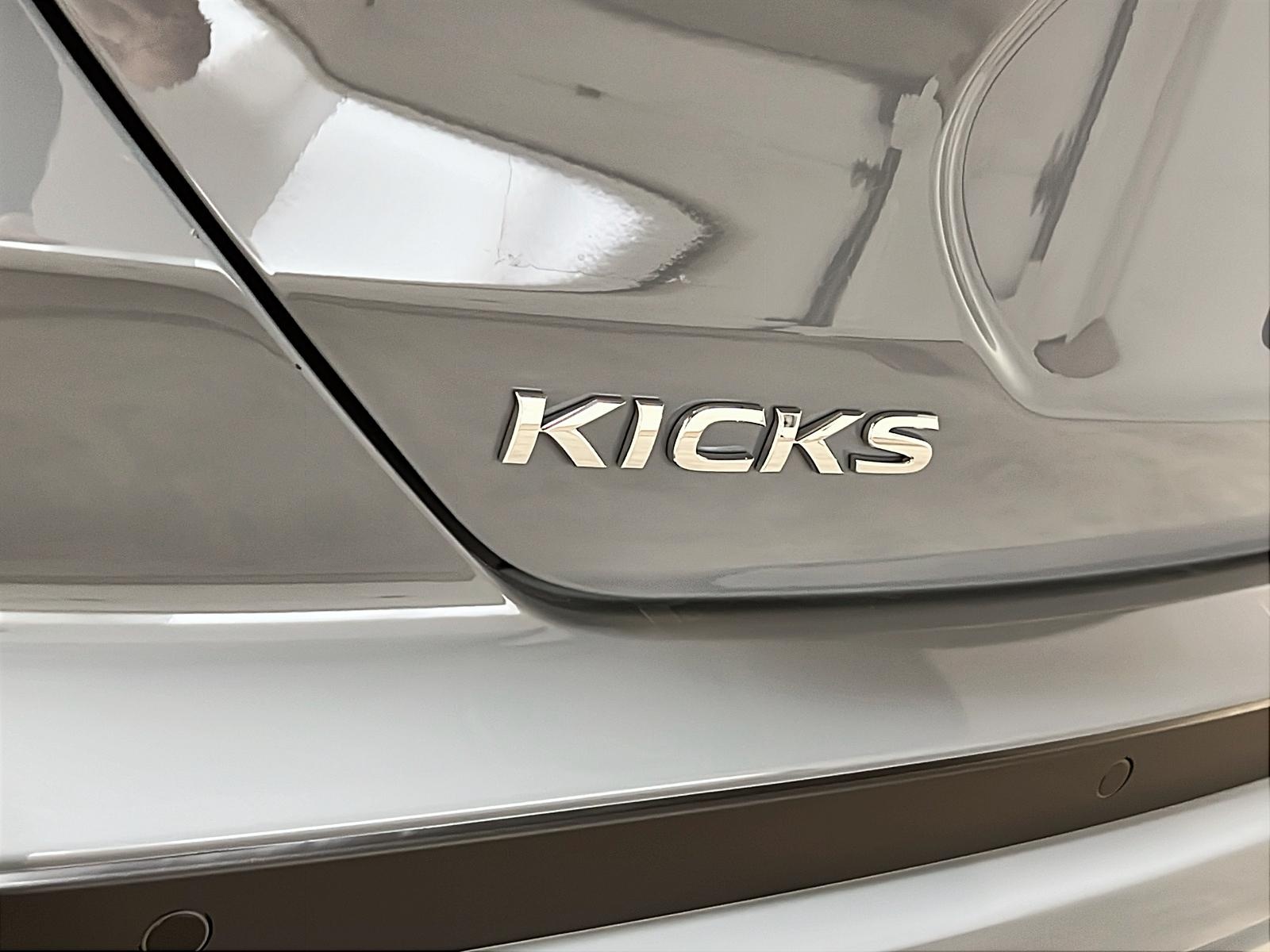 Nissan Kicks S 2023 - image #23