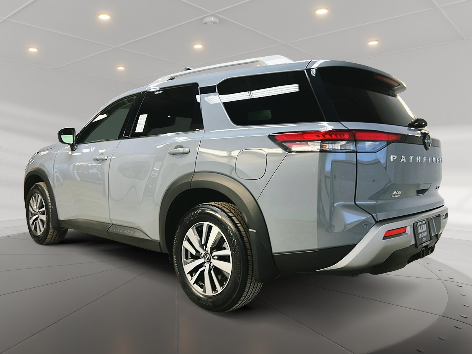 Nissan Pathfinder SL CUIR TOIT PANO NAV 4RM 2024 - image #6