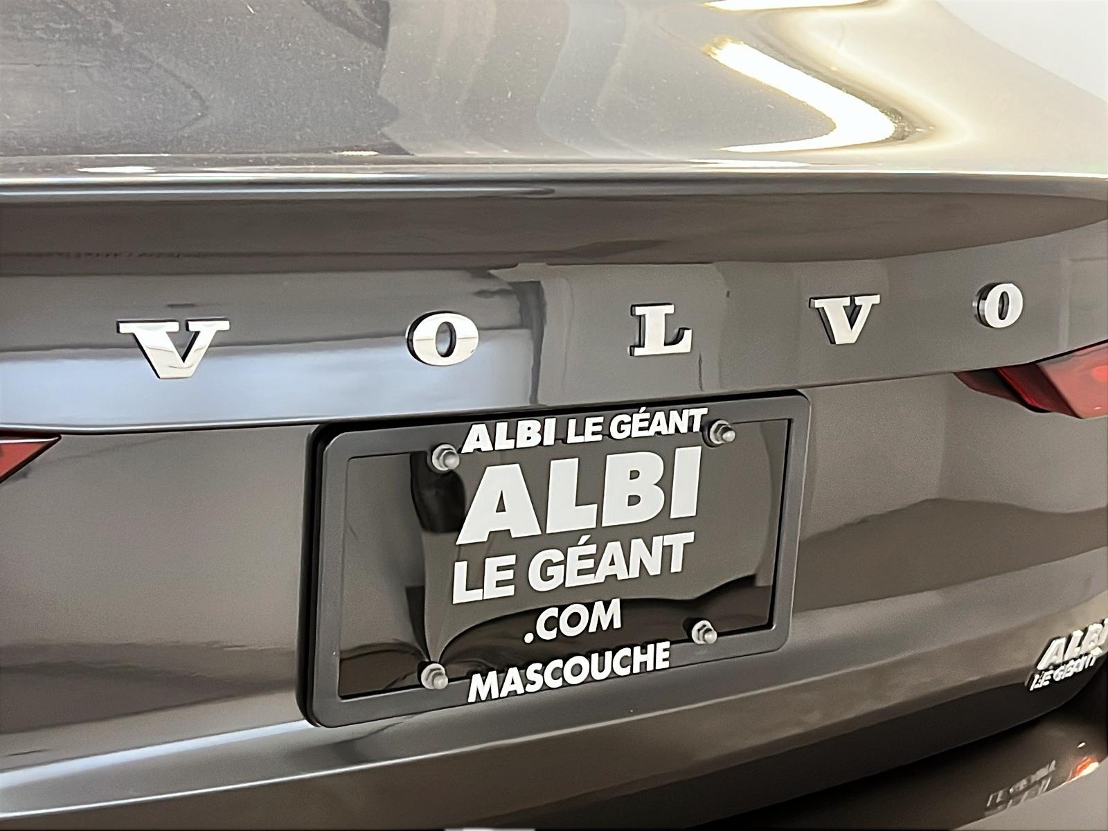 Volvo S60 2024 - Image #29