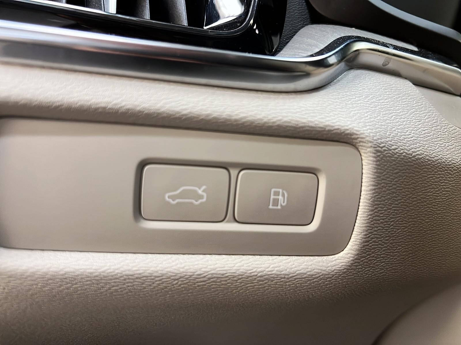 Volvo S60 2024 - Image #23