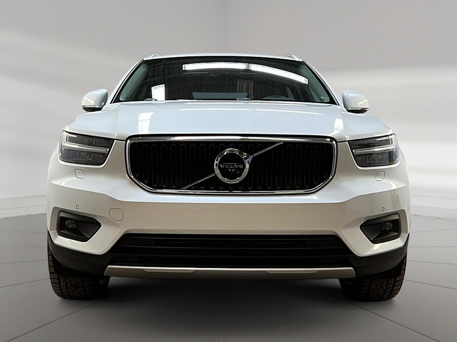 Volvo XC40 T5 MOMENTUM CUIR TOIT PANO NAV 2022 - image #2