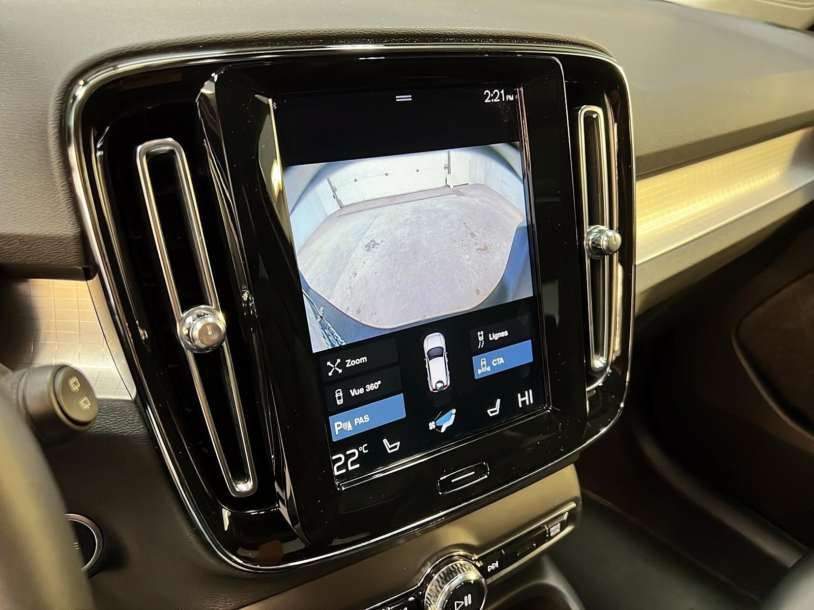 Volvo XC40 2022 - Image #18