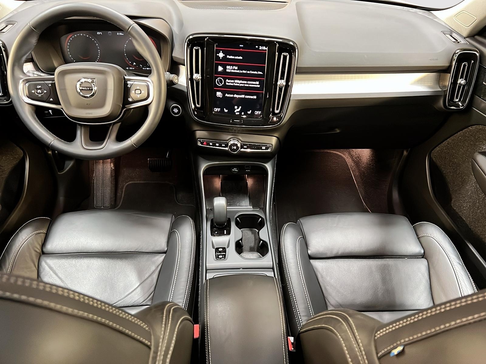 Volvo XC40 2022 - Image #11
