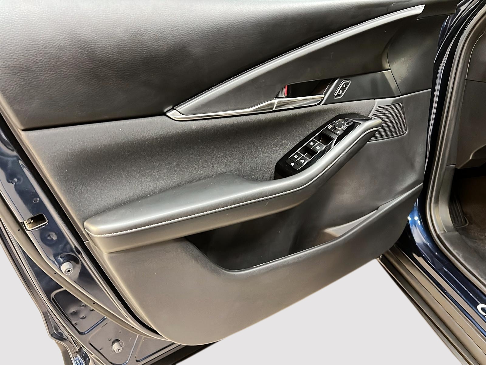 Mazda CX-30 2024 - Image #23